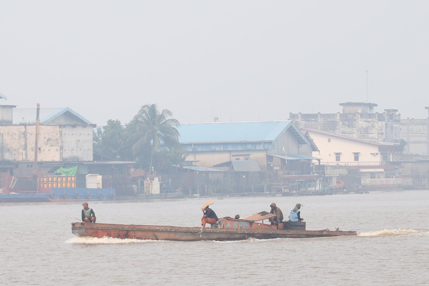 Indonesia warns against starting open blazes as haze from wildfires spreads to Malaysia | iNFOnews.ca Indonesia warns against starting open blazes as haze from wildfires spreads to Malaysia | iNFOnews.ca