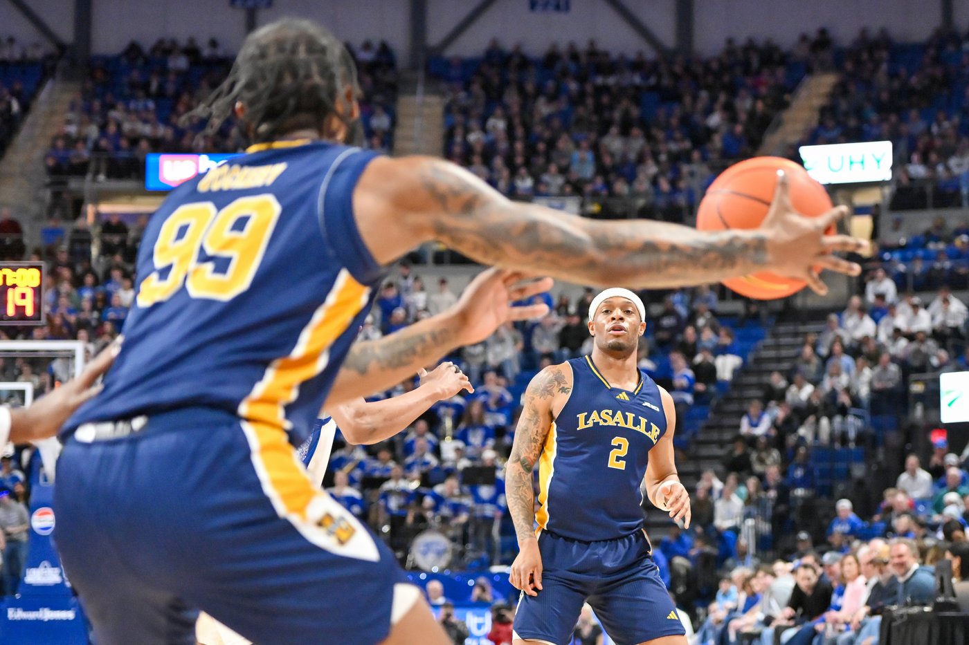 Ishan Sharma's 5 3-pointers lead No. 19 Saint Louis over La Salle 82-58 | iNFOnews.ca