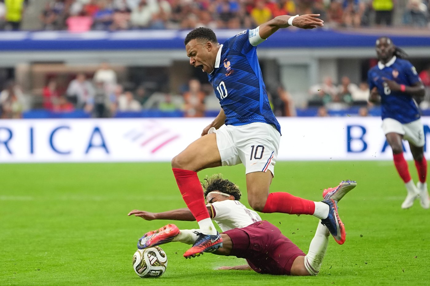 Kylian Mbappé denied a 3rd straight World Cup final but remains in Golden Boot mix with Messi | iNFOnews.ca Kylian Mbappé denied a 3rd straight World Cup final but remains in Golden Boot mix with Messi | iNFOnews.ca