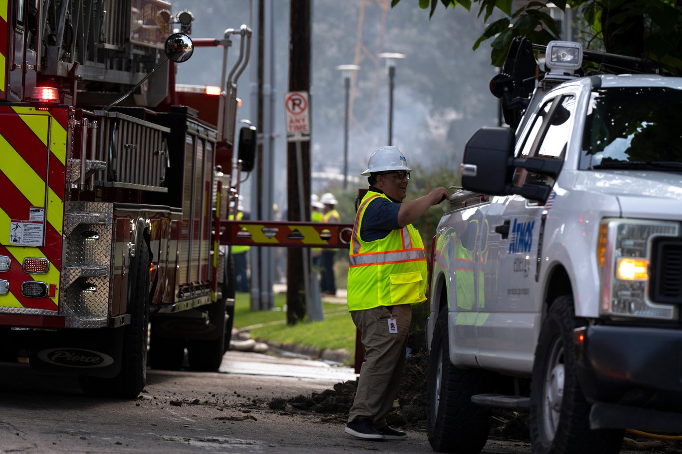 Explosion and fire at a Dallas apartment building kills at least 3 people, including a child | iNhome