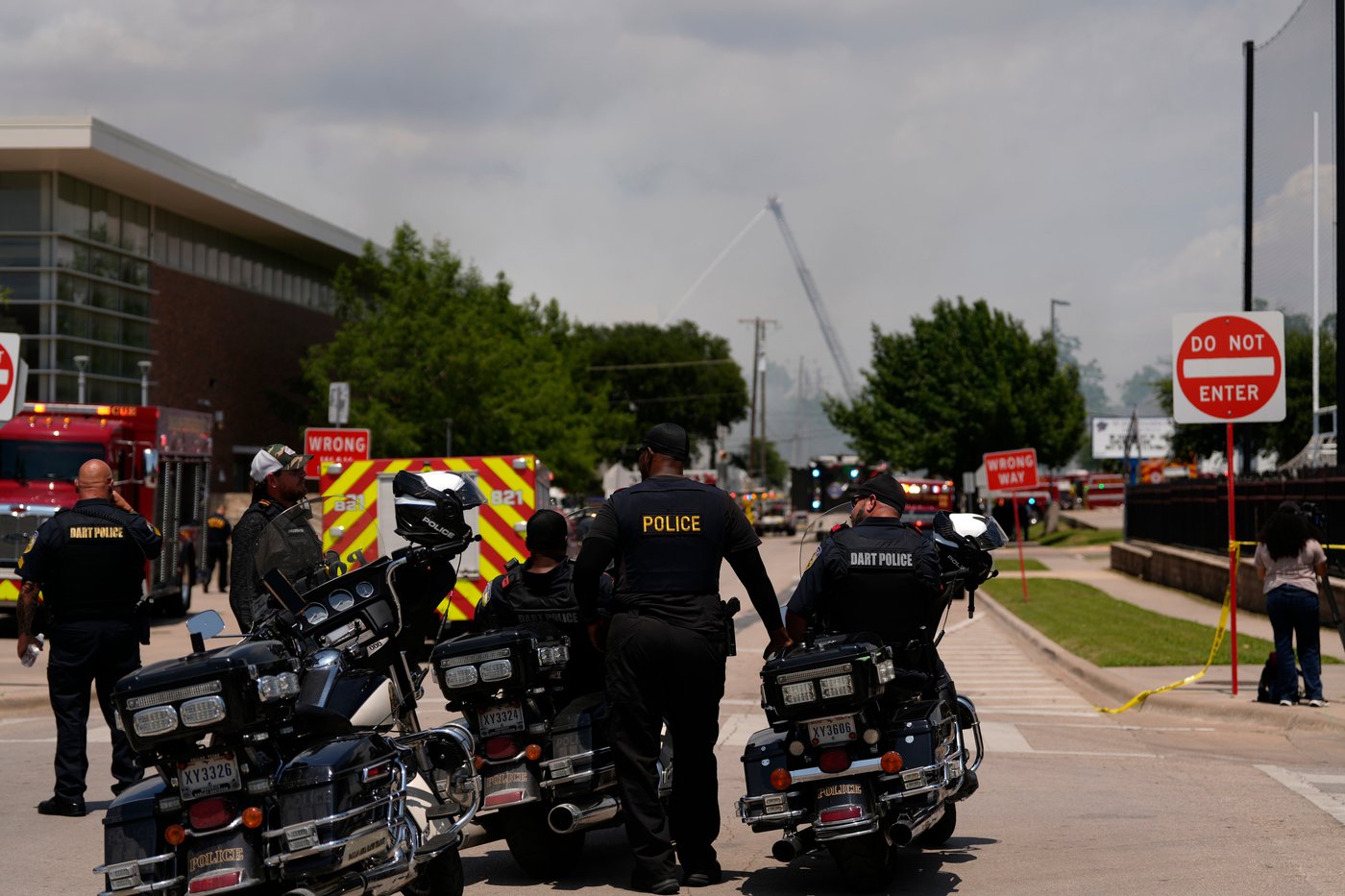 Explosion and fire at a Dallas apartment building kills at least 3 people, including a child | iNhome