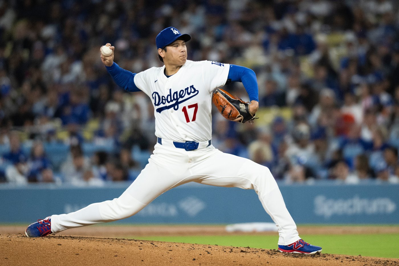 Ohtani throws 6 scoreless innings in a drizzly debut on mound as Dodgers beat Guardians 4-1 | iNFOnews.ca Ohtani throws 6 scoreless innings in a drizzly debut on mound as Dodgers beat Guardians 4-1 | iNFOnews.ca