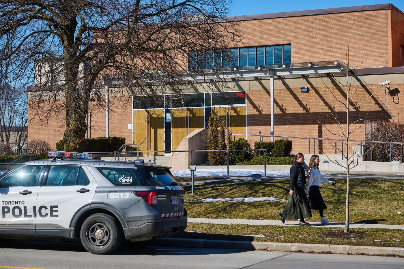 ‘A threat to all’: Community leaders call for more support after synagogue shootings | iNFOnews.ca