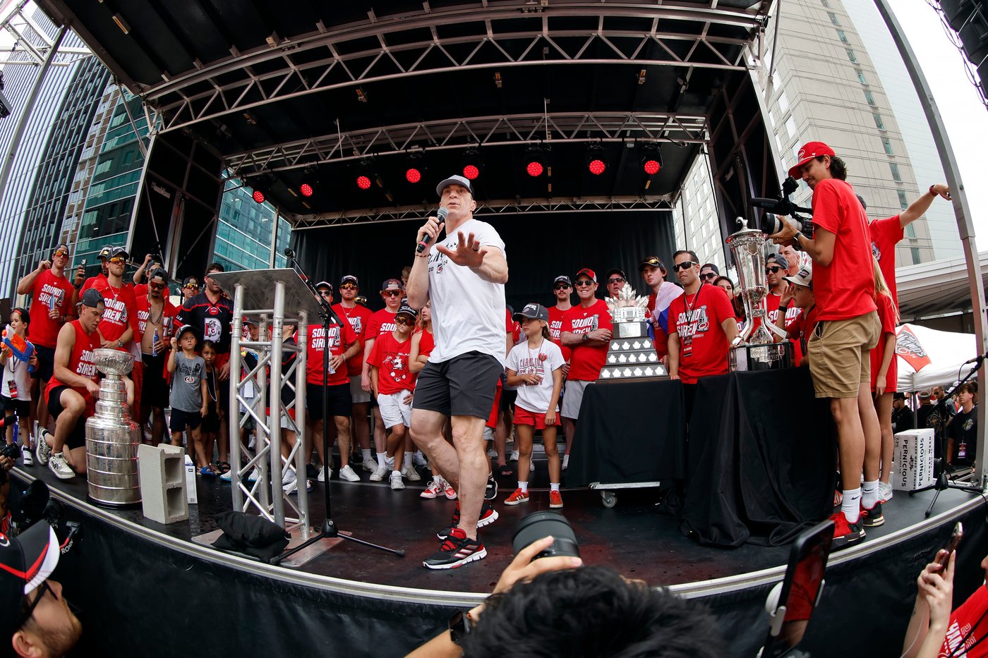 Carolina Hurricanes follow Stanley Cup title by figuring out to how to improve a largely set roster | iNFOnews.ca Carolina Hurricanes follow Stanley Cup title by figuring out to how to improve a largely set roster | iNFOnews.ca