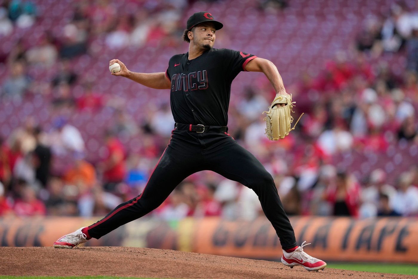 Chase Burns strikes out 8 in 7 innings, outduels Sandy Alcantara in Reds' 1-0 win over Marlins | iNFOnews.ca Chase Burns strikes out 8 in 7 innings, outduels Sandy Alcantara in Reds' 1-0 win over Marlins | iNFOnews.ca