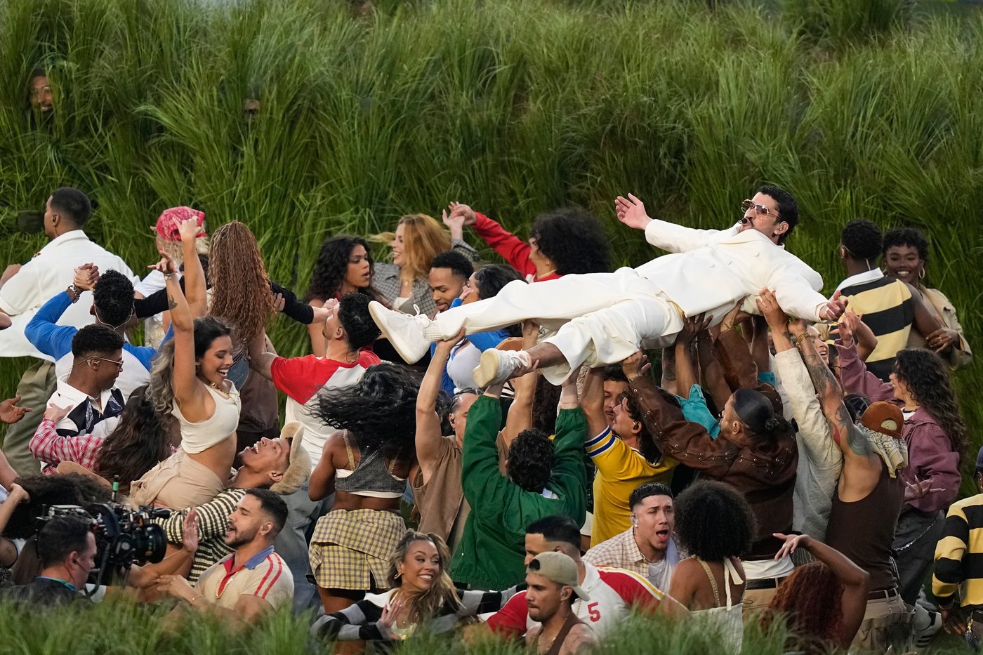 Photos of halftime highlights at Super Bowl 60 | iNFOnews.ca