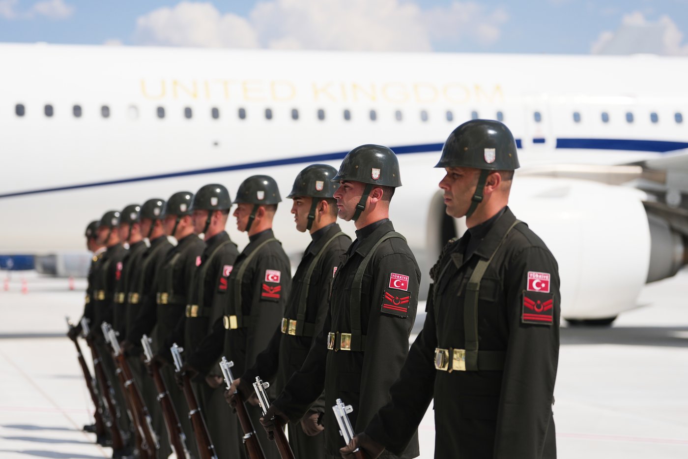 Trump joins NATO leaders in Turkey, in photos | iNFOnews.ca