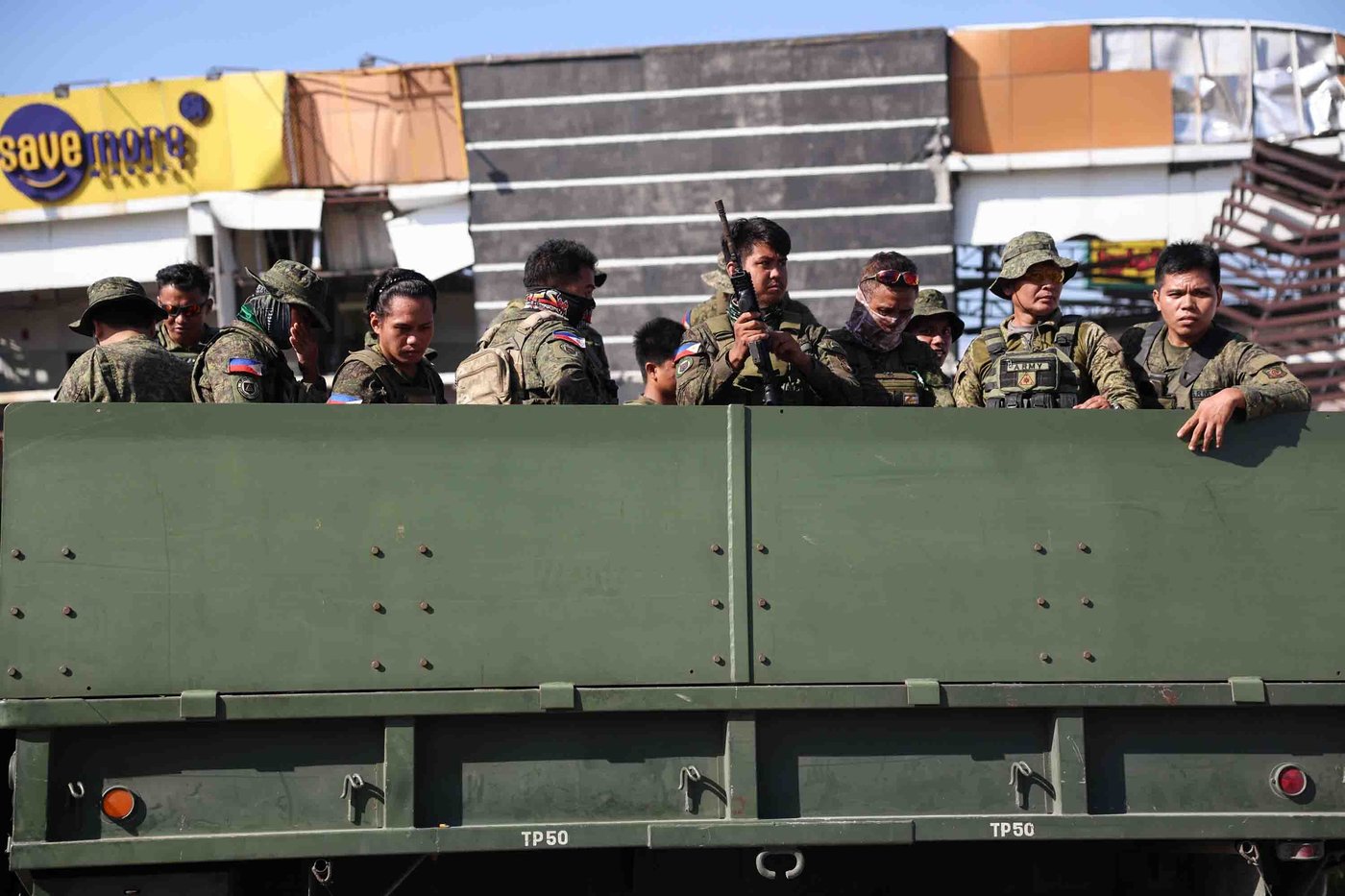 32,000 people displaced by the Philippine earthquake that killed at least 37 | iNFOnews.ca
