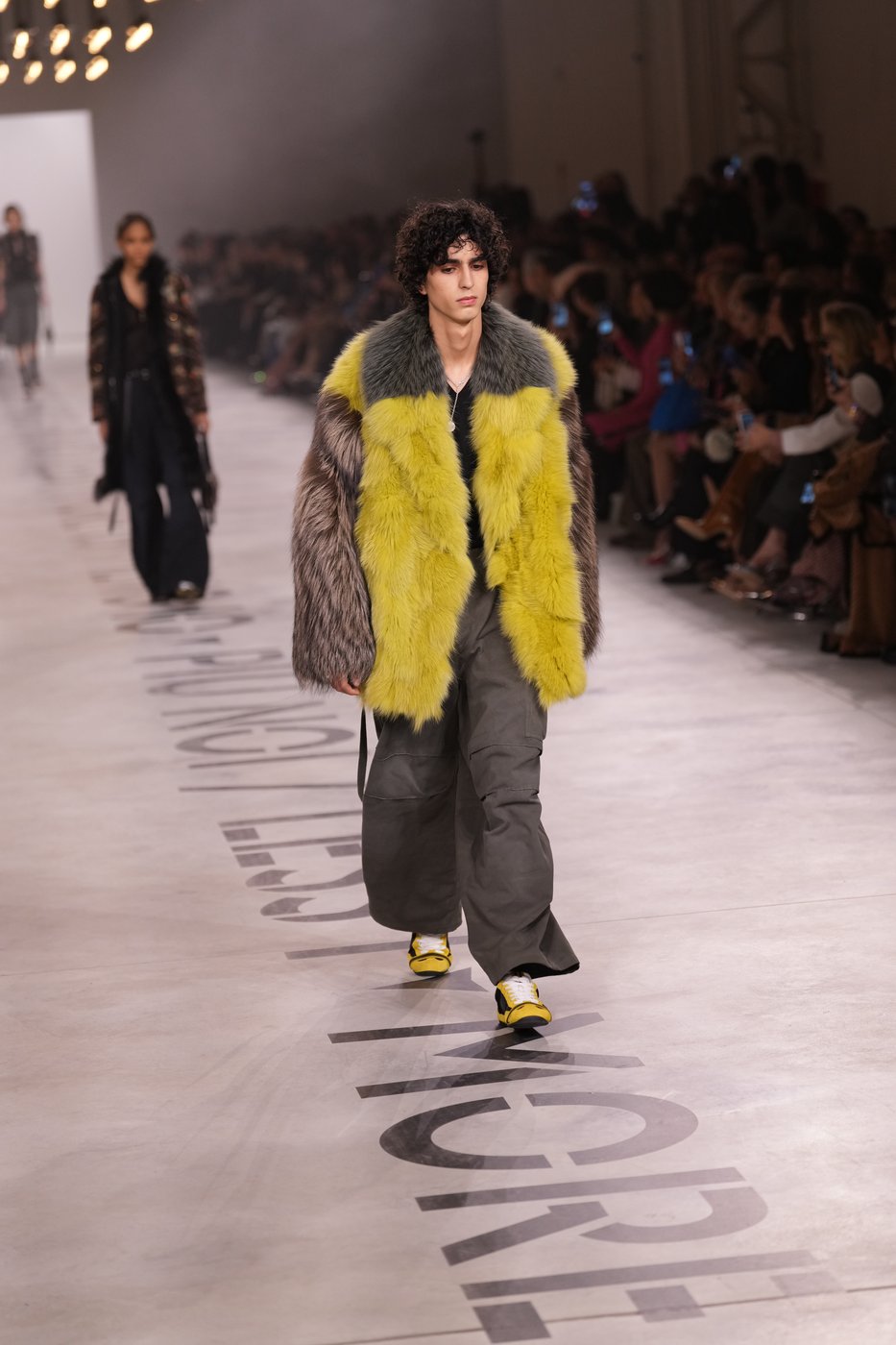 Chiuri makes Fendi creative debut with fur-forward looks and star-filled front row | iNFOnews.ca