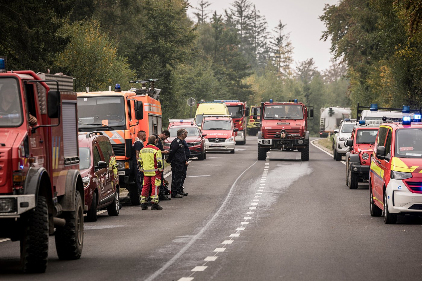 Firefighters battle a massive Belgian wildfire that forced hundreds to evacuate | iNFOnews.ca