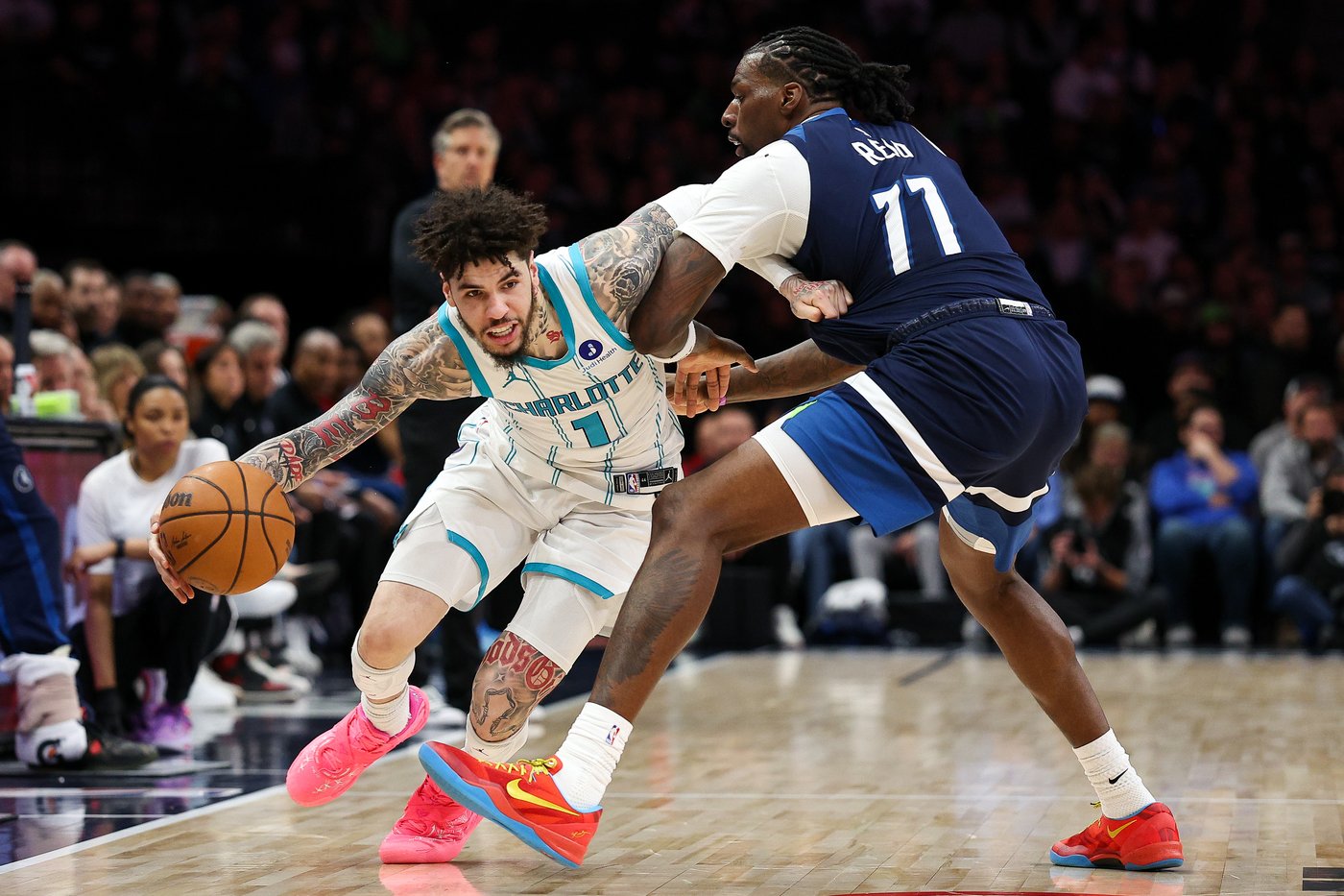 Hornets trade LaMelo Ball, Josh Green to Timberwolves for Naz Reid, draft picks, AP source says | iNFOnews.ca