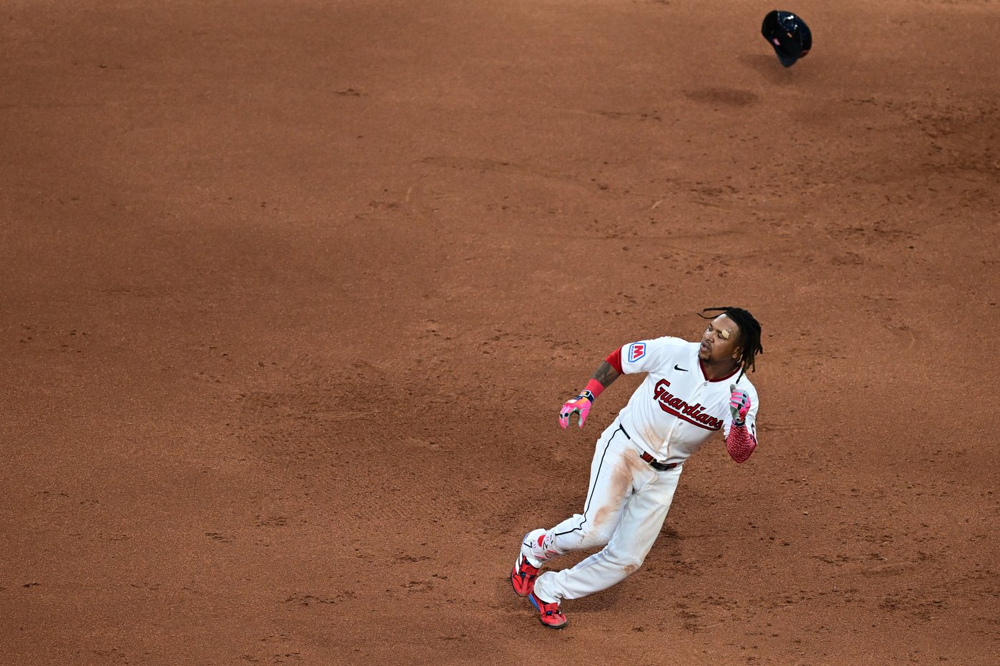 Guardians star José Ramírez making progress after hand surgery, will soon begin batting practice | iNFOnews.ca