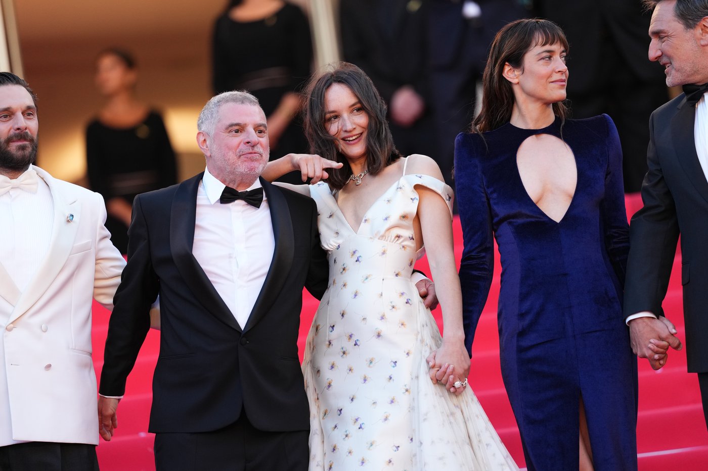 Stars show off eye-catching looks at the Cannes Film Festival, in photos | iNFOnews.ca