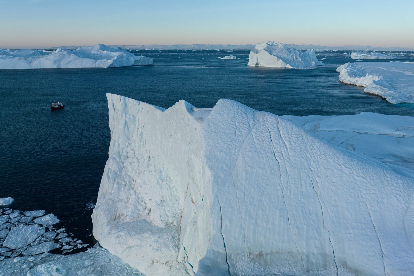 'It's too warm': Greenland's fishermen are under threat from climate change | iNFOnews.ca 'It's too warm': Greenland's fishermen are under threat from climate change | iNFOnews.ca