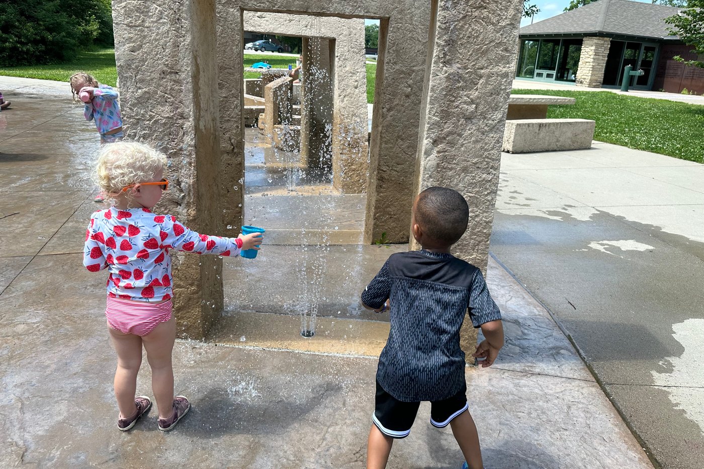Sweltering Midwest heat cancels outdoor plans as cooling centers open and the East braces | iNFOnews.ca Sweltering Midwest heat cancels outdoor plans as cooling centers open and the East braces | iNFOnews.ca