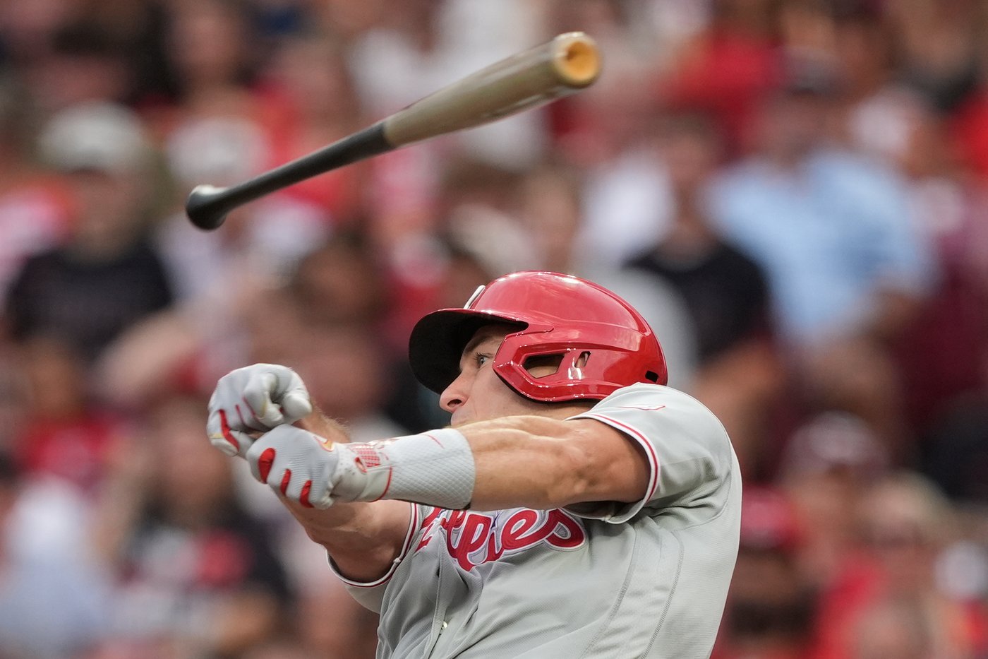 Stewart homers twice, Reds go deep 5 times in 11-5 victory over Phillies | iNFOnews.ca Stewart homers twice, Reds go deep 5 times in 11-5 victory over Phillies | iNFOnews.ca