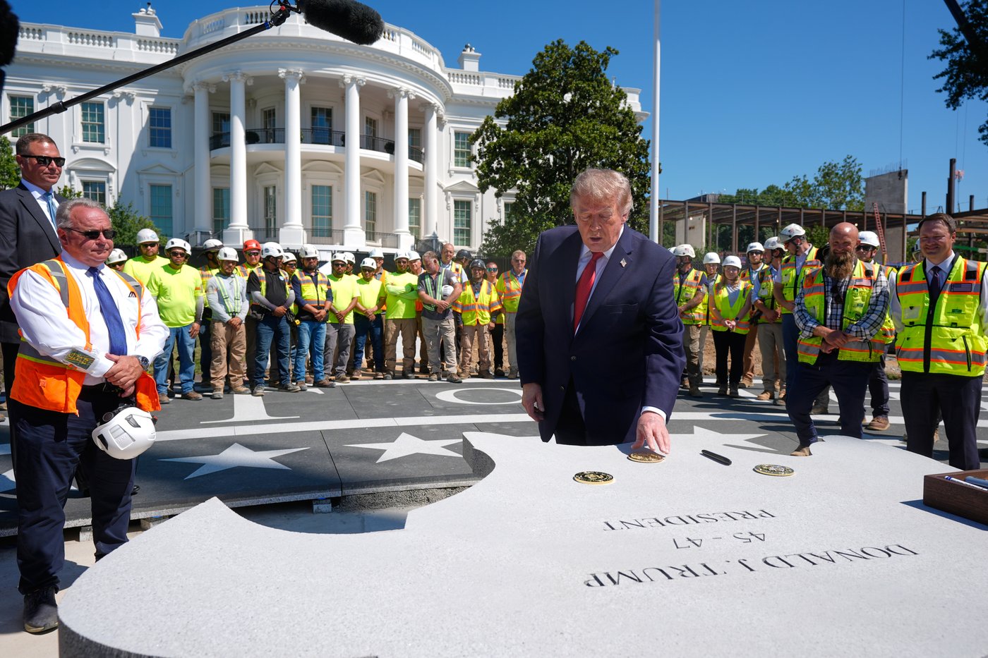 The Latest: The US national debt hits a record $40 trillion | iNFOnews.ca