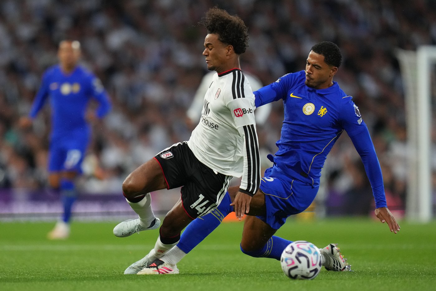 Rogers scores on Chelsea debut as Blues beat Fulham and Roma hammers Fiorentina | iNFOnews.ca