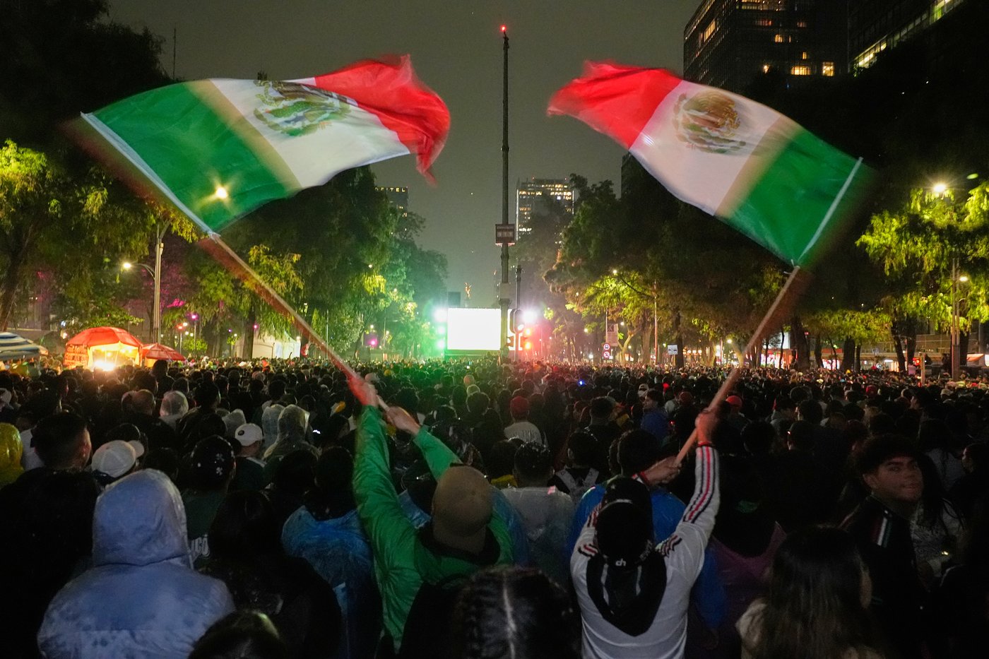 England faces Mexico at ‘monster’ stadium where El Tri has yet to concede a goal at this World Cup | iNFOnews.ca
