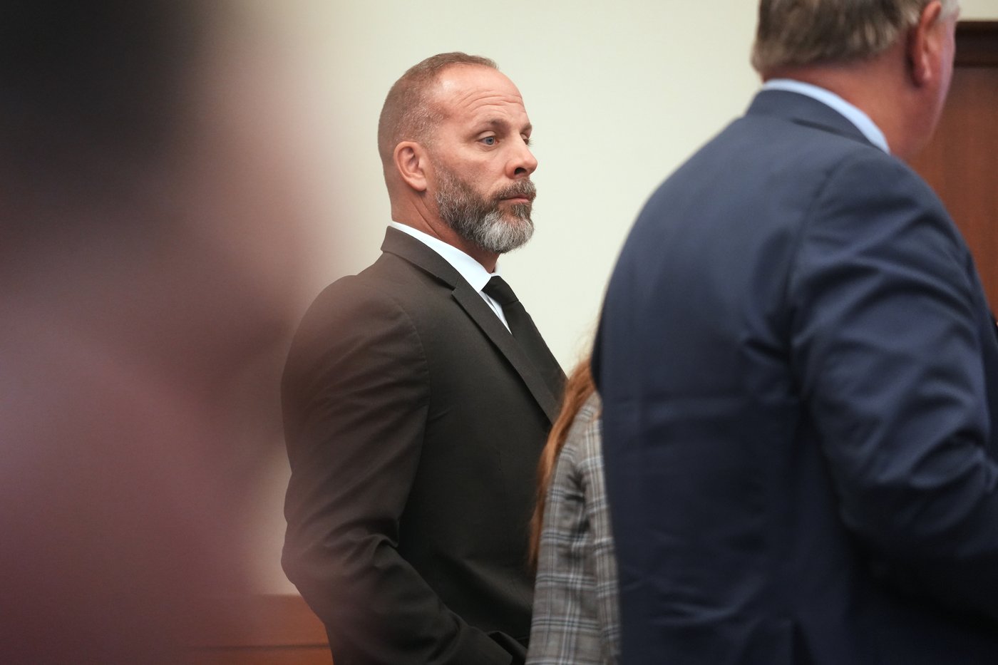 Jury deliberations begin in murder retrial of former Ohio deputy who fatally shot Black man | iNFOnews.ca