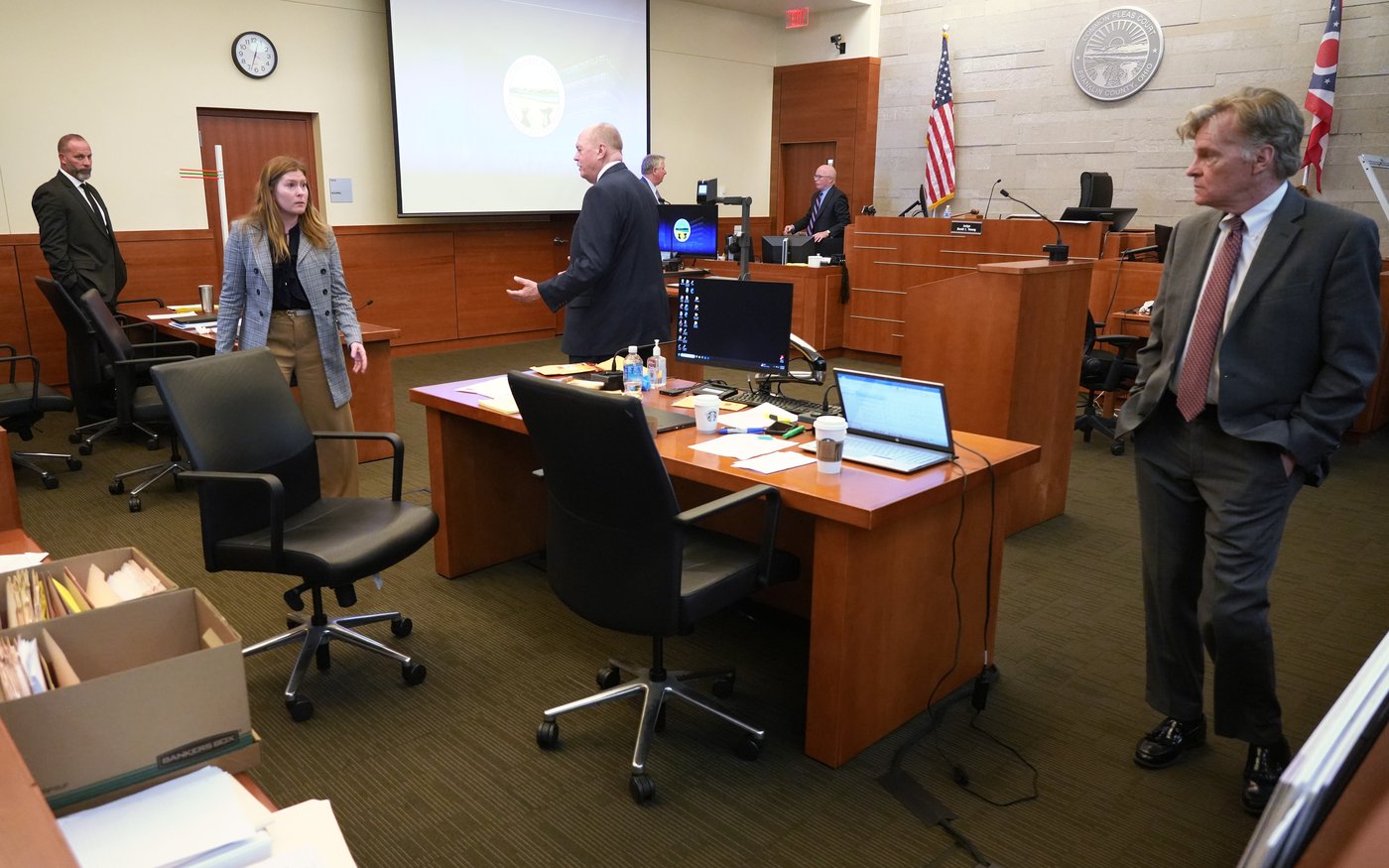 Jury deliberations begin in murder retrial of former Ohio deputy who fatally shot Black man | iNFOnews.ca