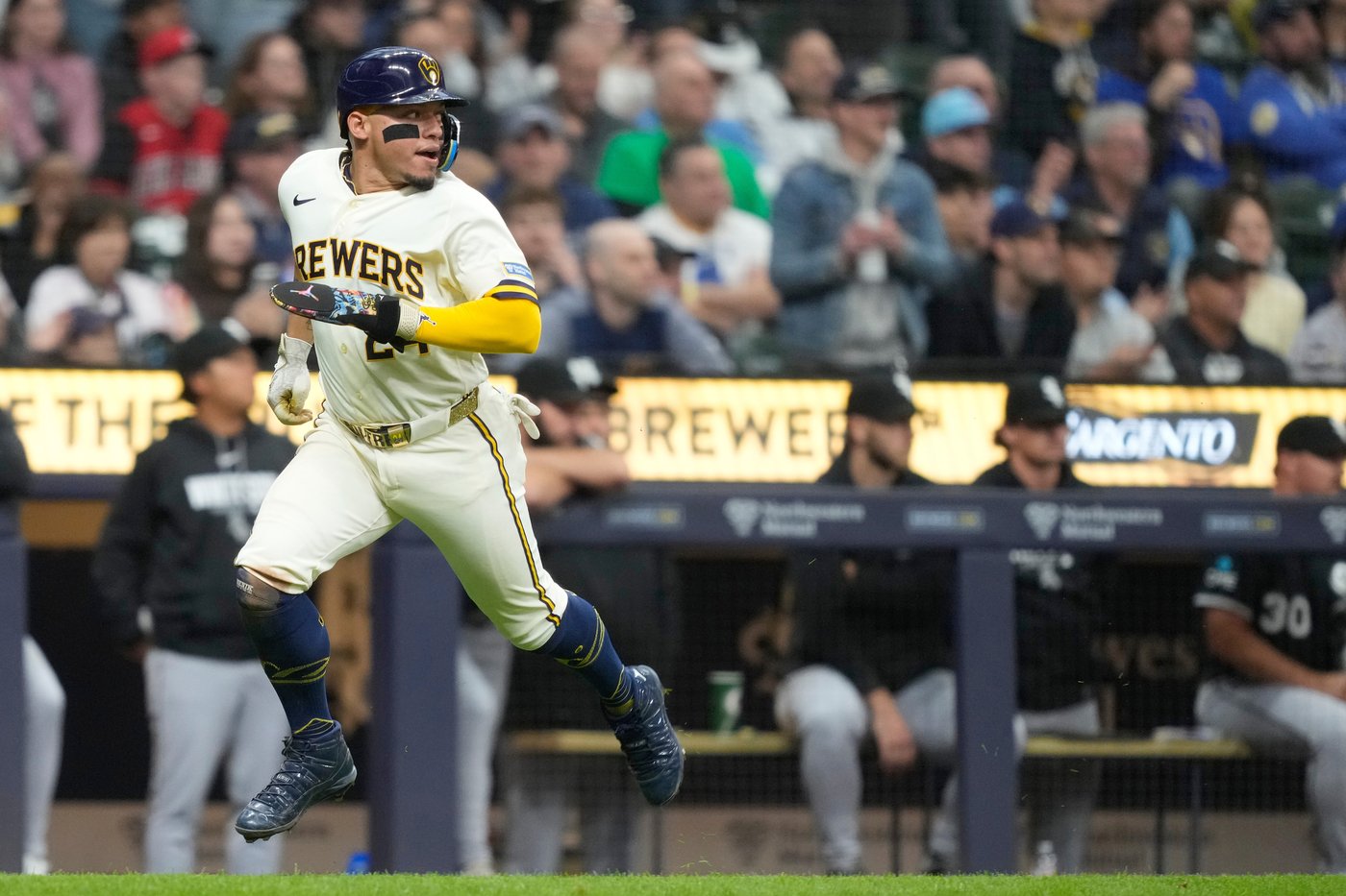 Brewers' Chourio and Vaughn are beginning rehab assignments as they approach return from injuries | iNFOnews.ca Brewers' Chourio and Vaughn are beginning rehab assignments as they approach return from injuries | iNFOnews.ca