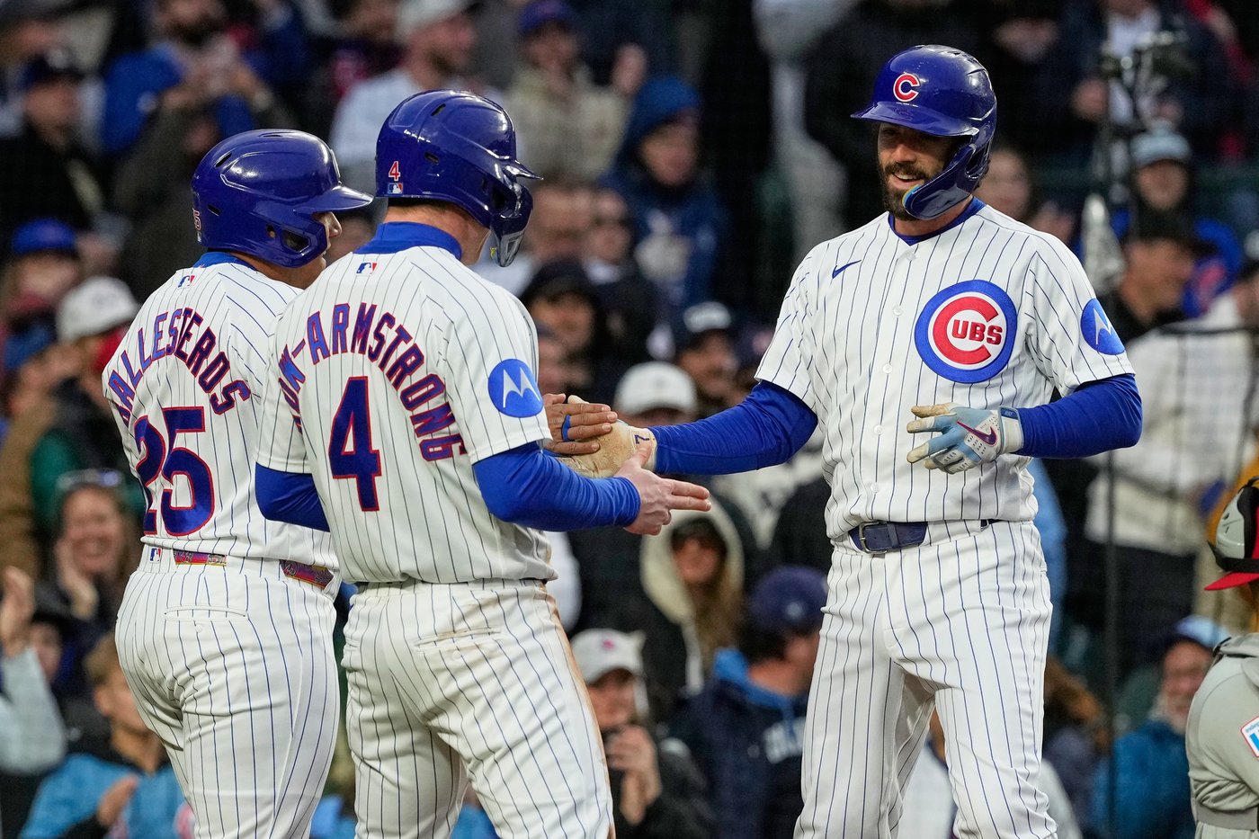 Rea and Swanson help the Cubs beat the slumping Phillies 5-1 for their 6th straight win | iNFOnews.ca