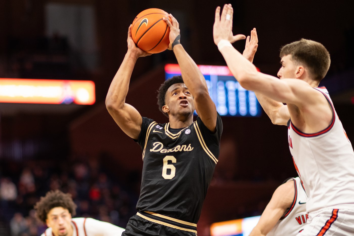 No. 13 Virginia wraps up No. 2 seed in ACC with 75-70 win over Wake Forest | iNFOnews.ca