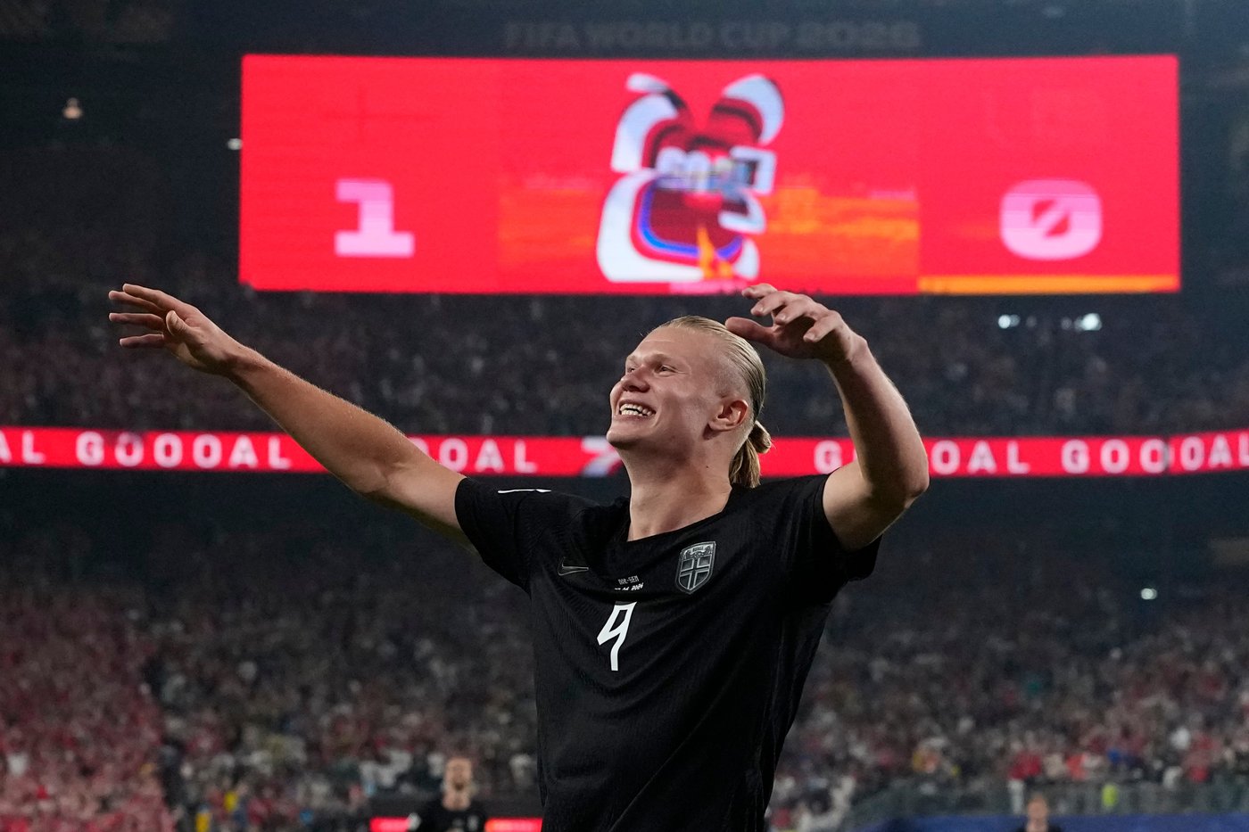Lionel Messi breaks all-time scoring record and other World Cup highlights, in photos | iNFOnews.ca