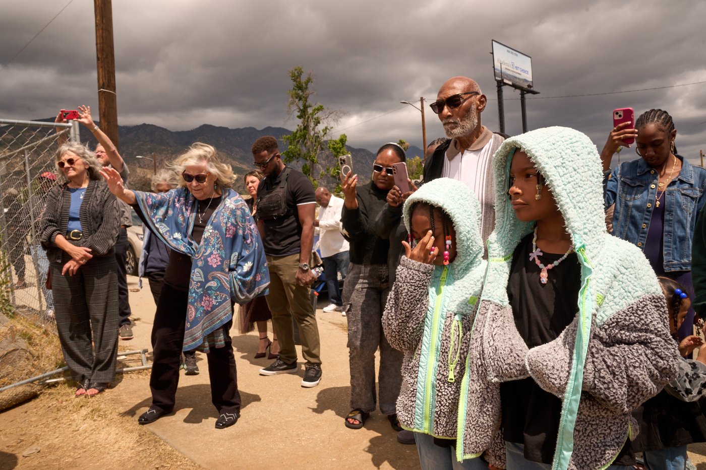 After the Los Angeles wildfires, clergy crossed denominational lines and forged new bonds | iNwheels