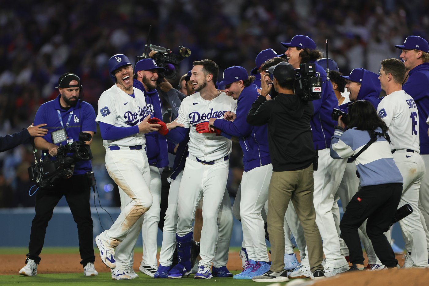 Kyle Tucker’s quiet night turns loud with a walk-off hit for the Dodgers | iNFOnews.ca