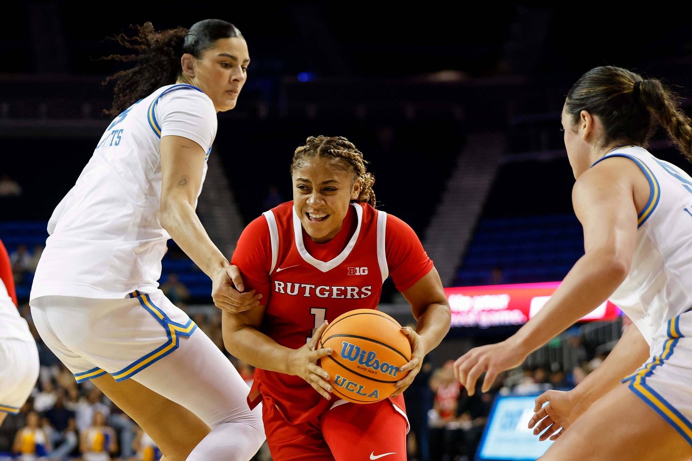 No. 2 UCLA women rout Rutgers 86-46 for 16th straight win | iNFOnews.ca