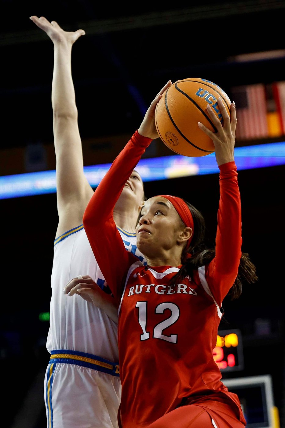 No. 2 UCLA women rout Rutgers 86-46 for 16th straight win | iNFOnews.ca