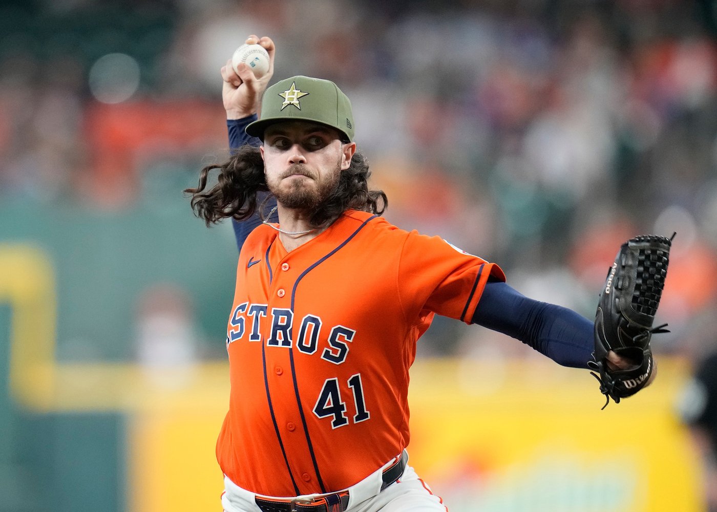 Astros' Spencer Arrighetti has a no-hit bid broken up with 1 out in the 8th vs. Rangers | iNFOnews.ca