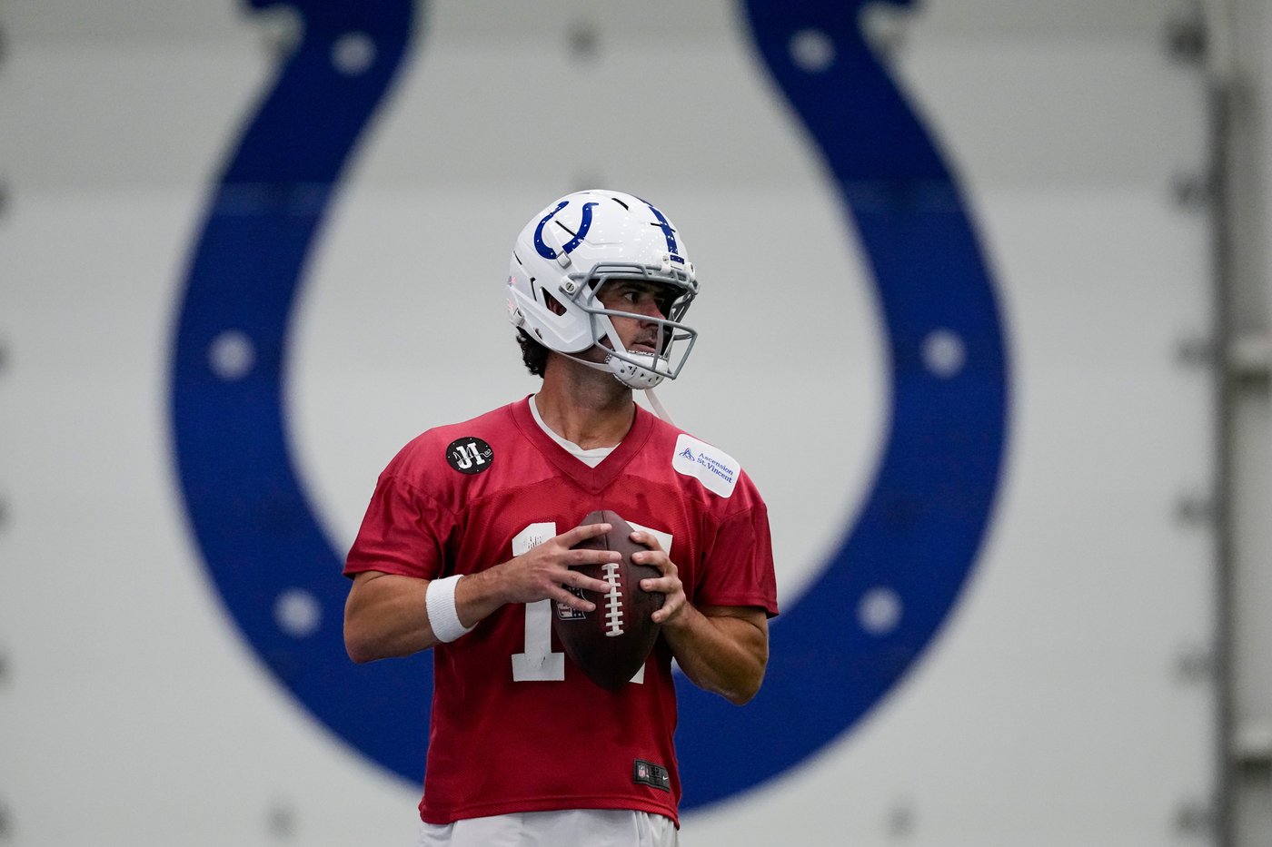 Anthony Richardson takes snaps with Colts starters as Daniel Jones does position group work | iNFOnews.ca