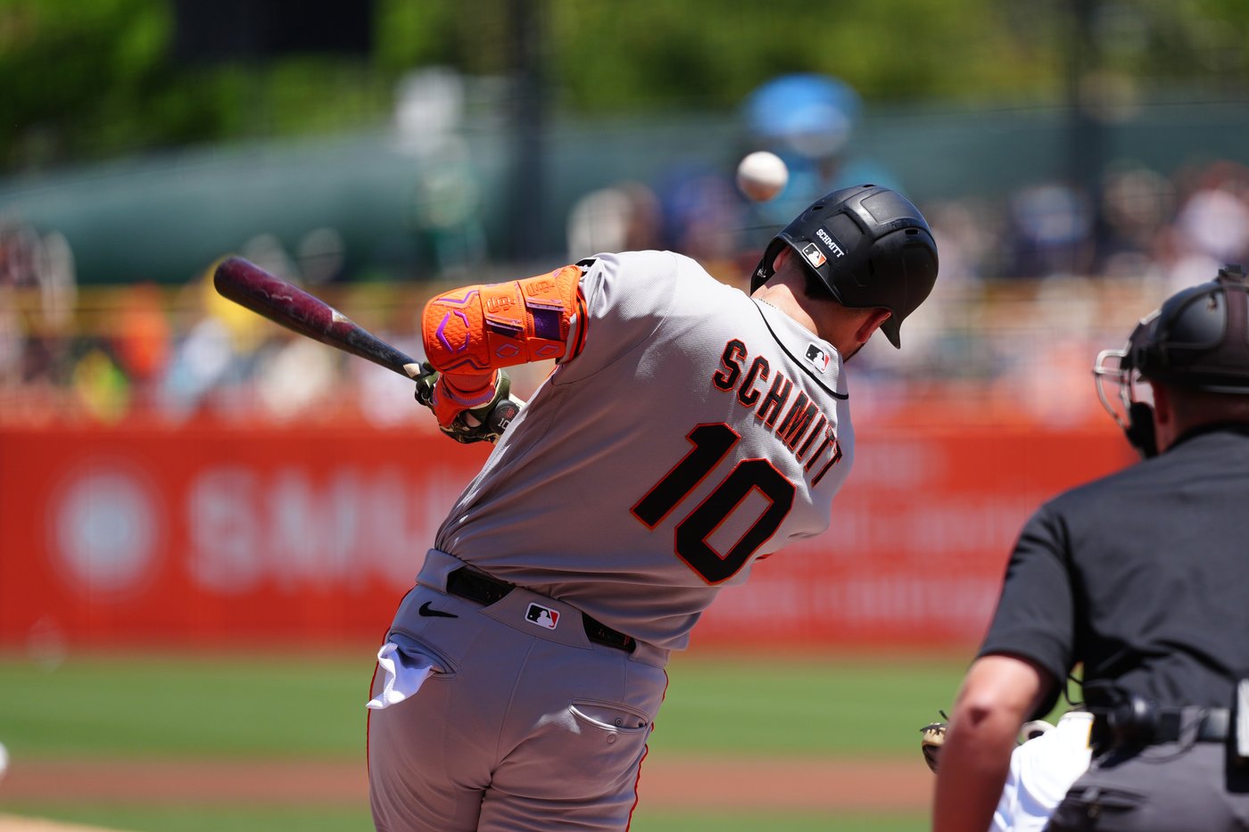 Bader's wind-aided grand slam helps Giants breeze to 10-1 victory over Athletics | iNFOnews.ca