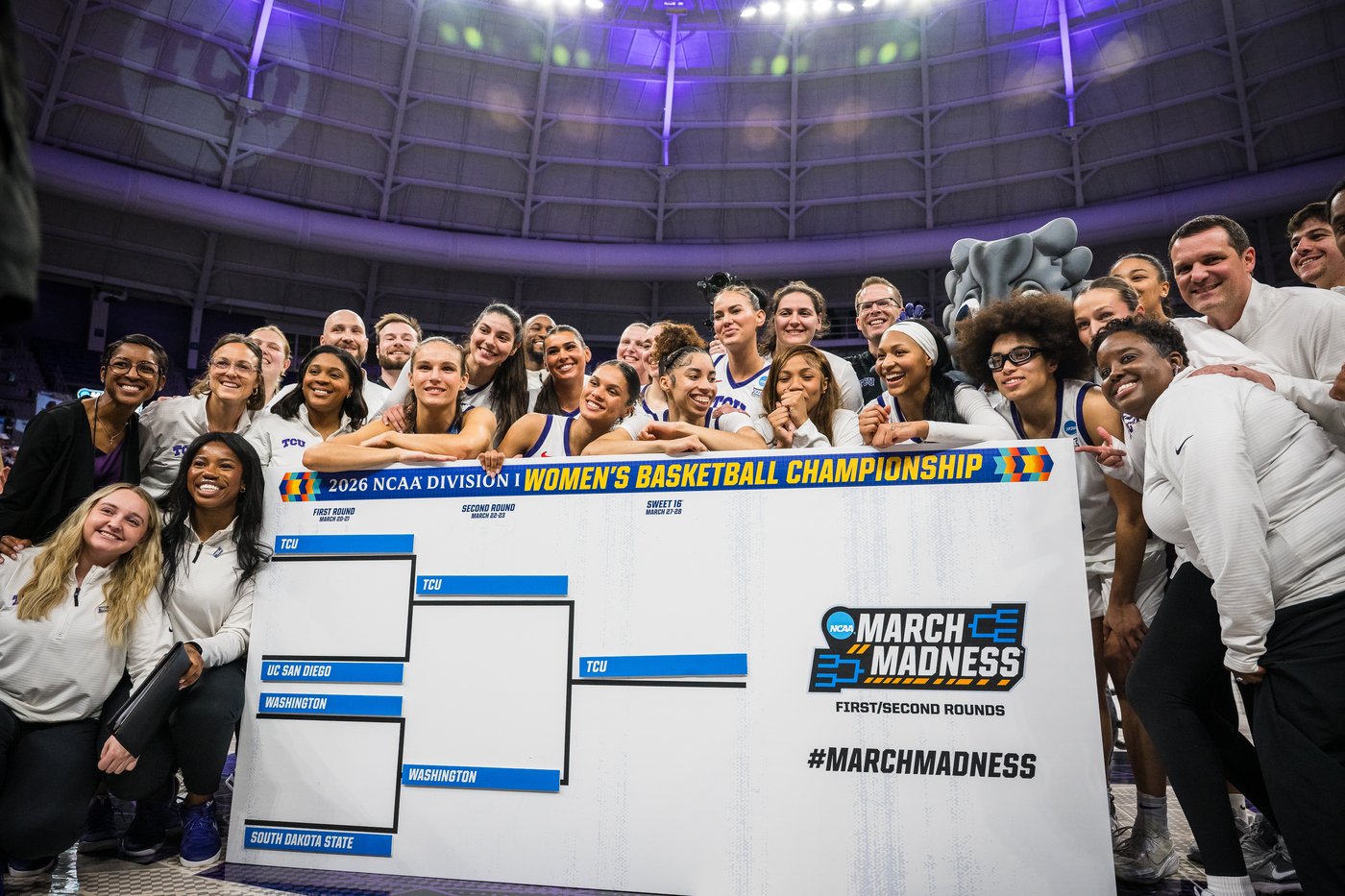 March Madness: An eighth grader from Pittsburgh is all alone with a perfect women's NCAA bracket | iNFOnews.ca March Madness: An eighth grader from Pittsburgh is all alone with a perfect women's NCAA bracket | iNFOnews.ca
