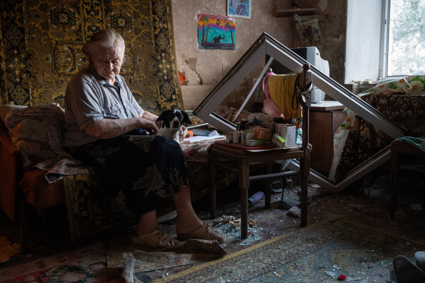 Photos show aftermath of large-scale Russian attack overnight in Kyiv | iNFOnews.ca