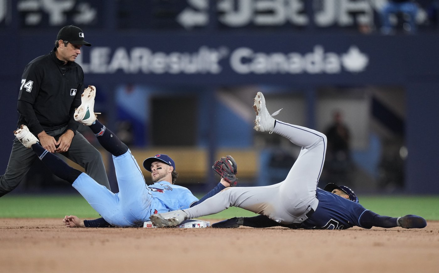 Poor fielding and hitting undoing Blue Jays' playoff push after MLB all-star break | iNFOnews.ca Poor fielding and hitting undoing Blue Jays' playoff push after MLB all-star break | iNFOnews.ca