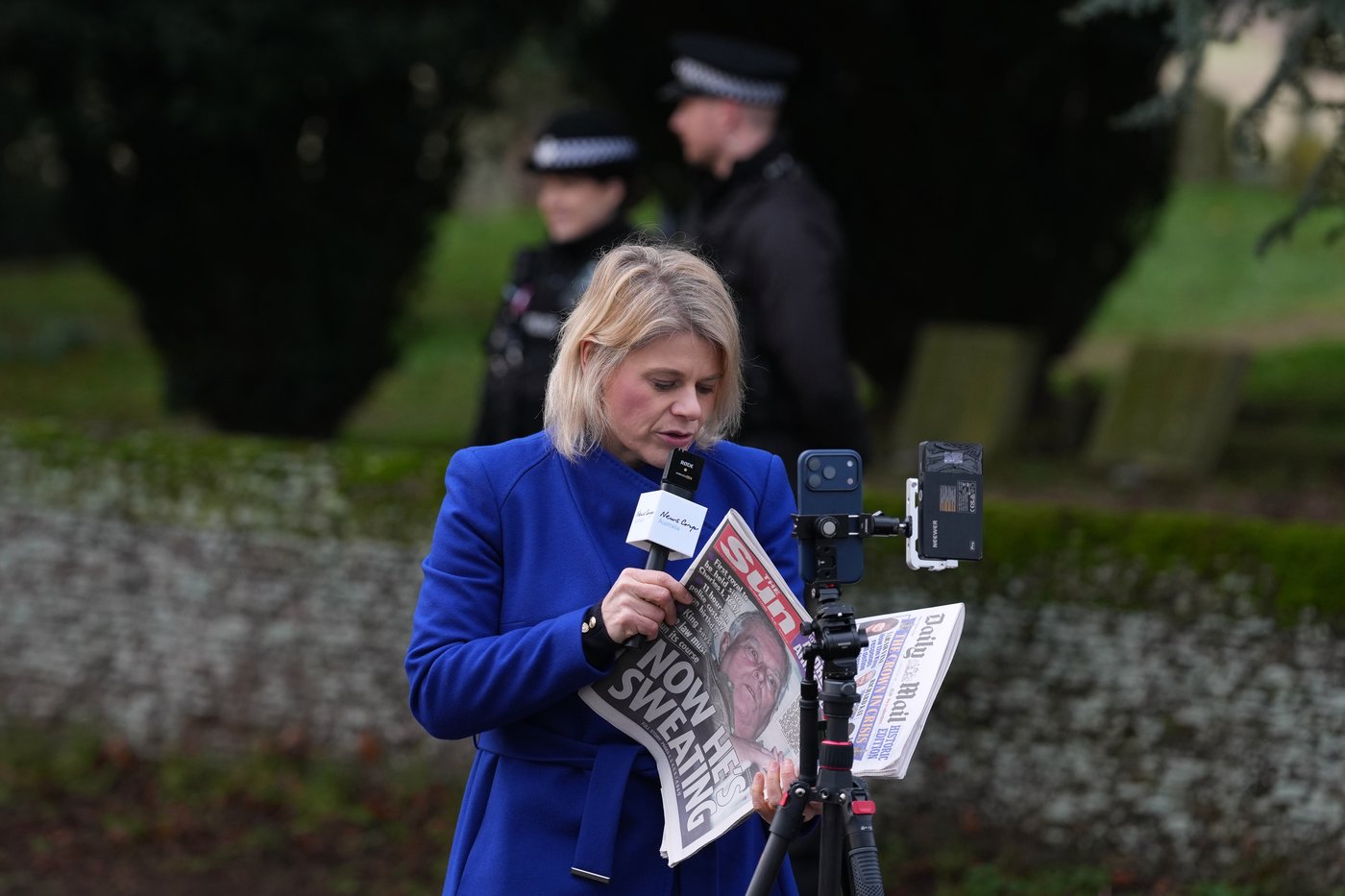 Police continue to search Mountbatten-Windsor's former stately home, a day after his arrest | iNFOnews.ca