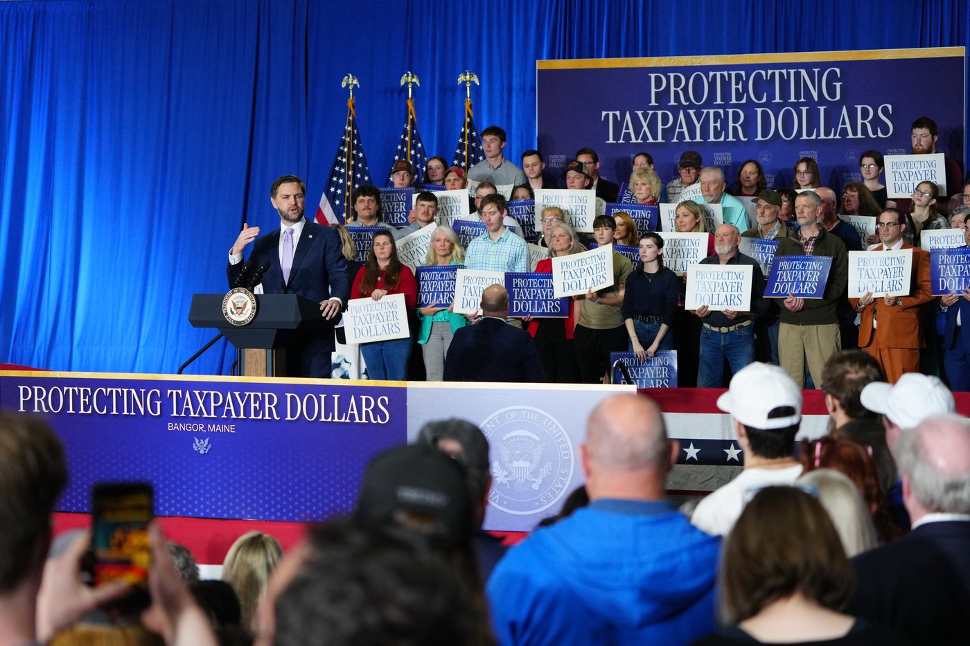 Vance promotes Trump administration's work to counter fraud while criticizing Democrats in Maine | iNFOnews.ca