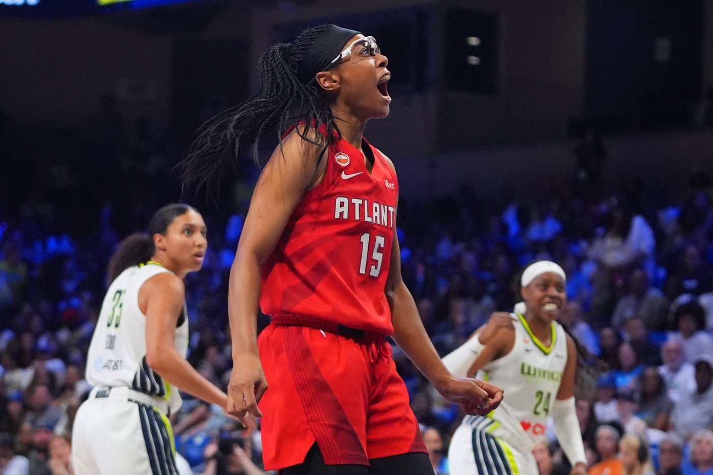Gray and Reese lead the Dream past the Wings, 82-81 | iNFOnews.ca