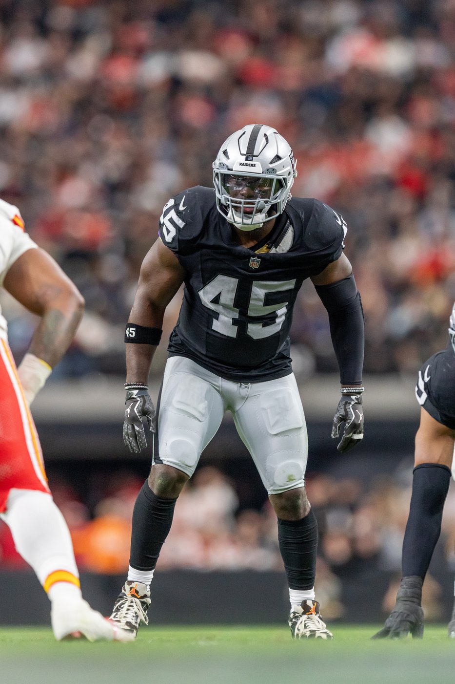 Devin White pushing for starting role with Lions after record-setting season with Raiders | iNFOnews.ca Devin White pushing for starting role with Lions after record-setting season with Raiders | iNFOnews.ca