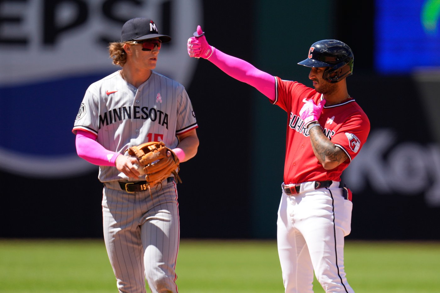 Clemens and Rojas lead Twins to 5-4 victory over Guardians | iNFOnews.ca