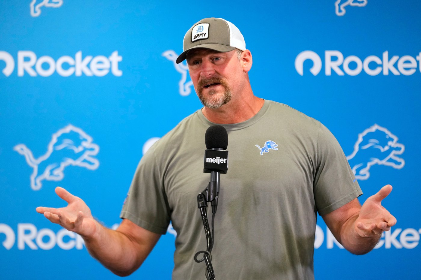 Lions tight end Sam LaPorta hurts hip, cornerback Ennis Rakestraw injures lower leg | iNFOnews.ca Lions tight end Sam LaPorta hurts hip, cornerback Ennis Rakestraw injures lower leg | iNFOnews.ca