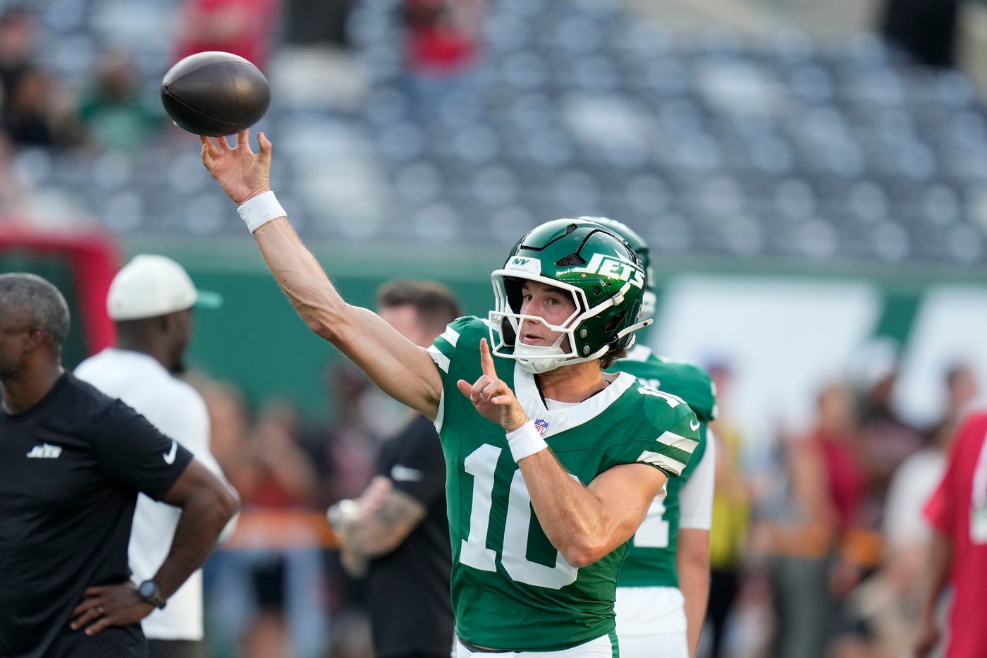 Cade Klubnik starts, leads Jets to 2 scores in debut. Geno Smith sits with sore foot, AP source says | iNFOnews.ca Cade Klubnik starts, leads Jets to 2 scores in debut. Geno Smith sits with sore foot, AP source says | iNFOnews.ca