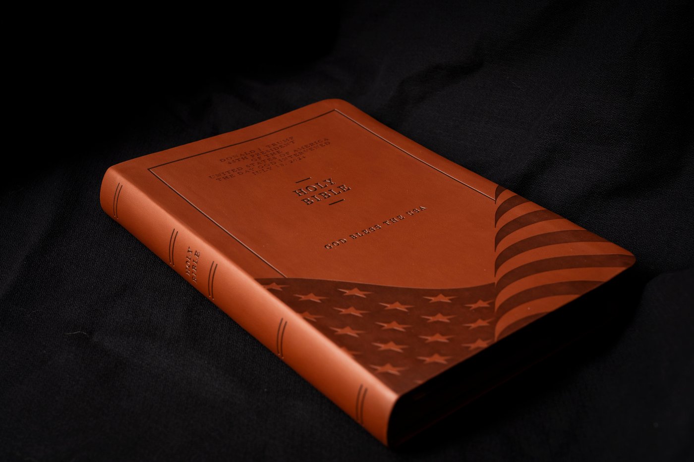 Trump and other top Republicans read passages in a marathon Bible event | iNFOnews.ca