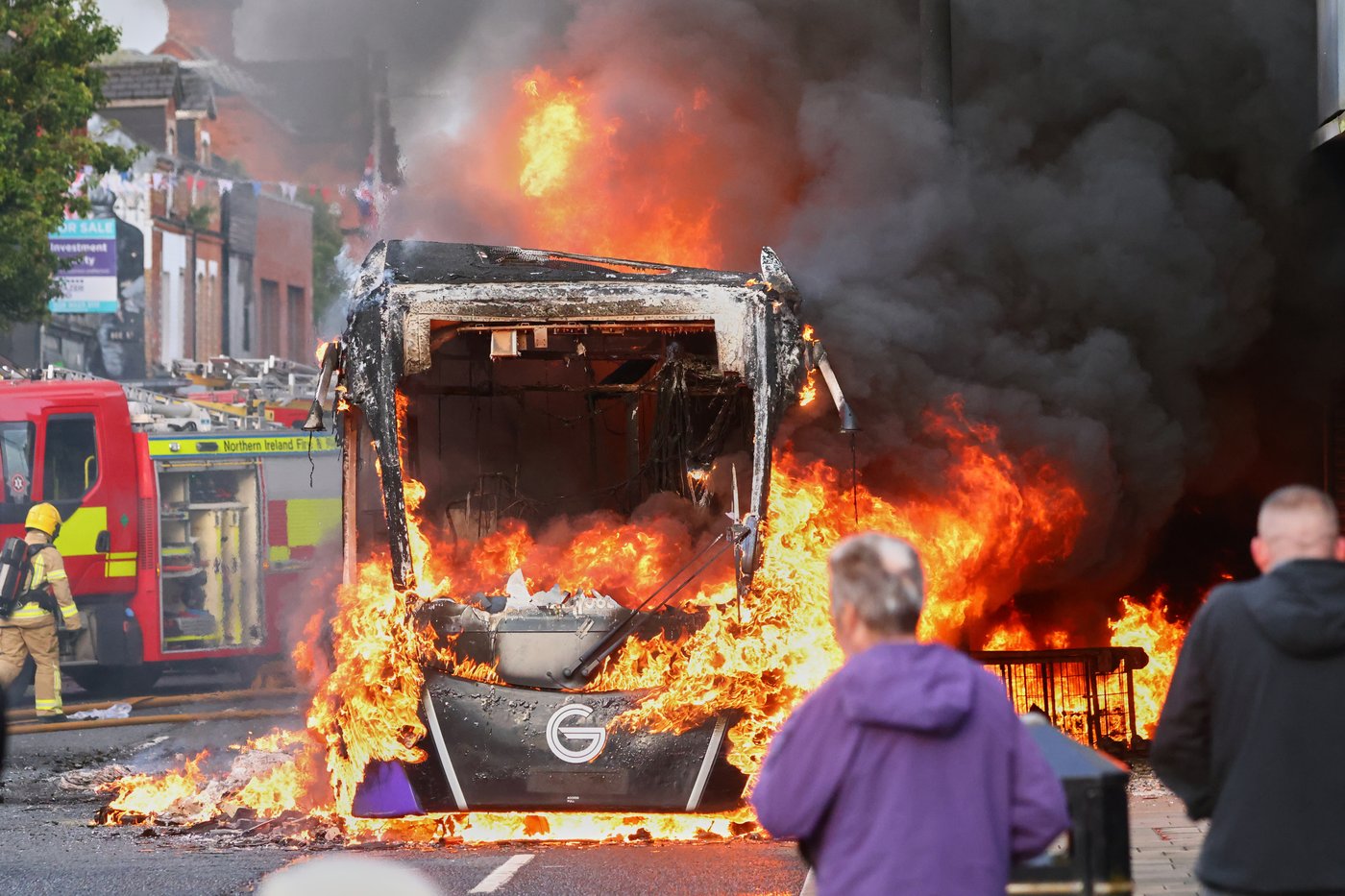 UK leaders call for calm as protests break out after Belfast street stabbing | iNFOnews.ca