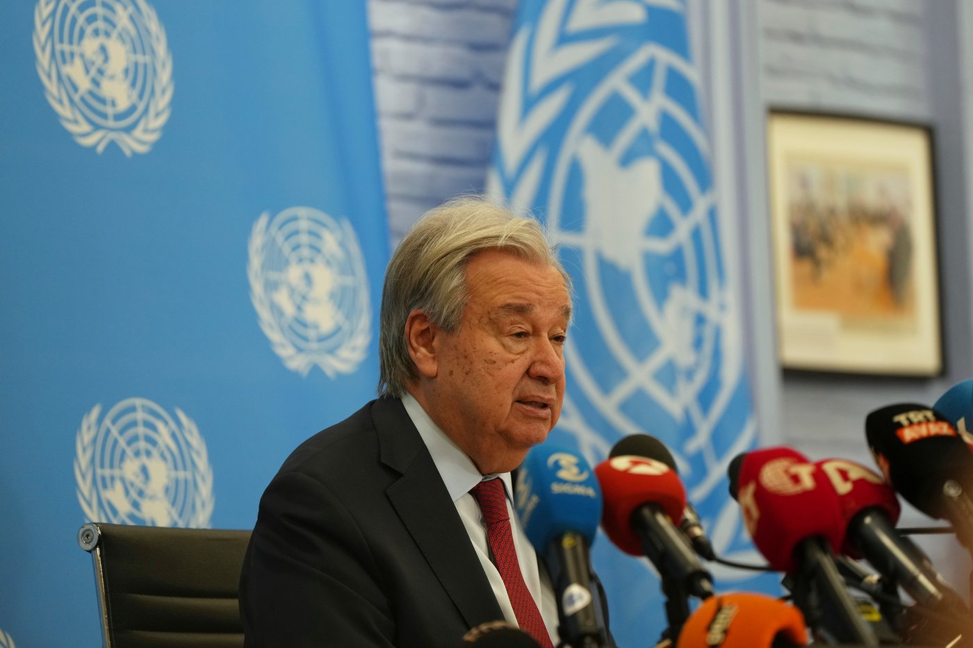 Cyprus' ethnic split must be resolved to stabilize a tumultuous region, UN chief says | iNFOnews.ca