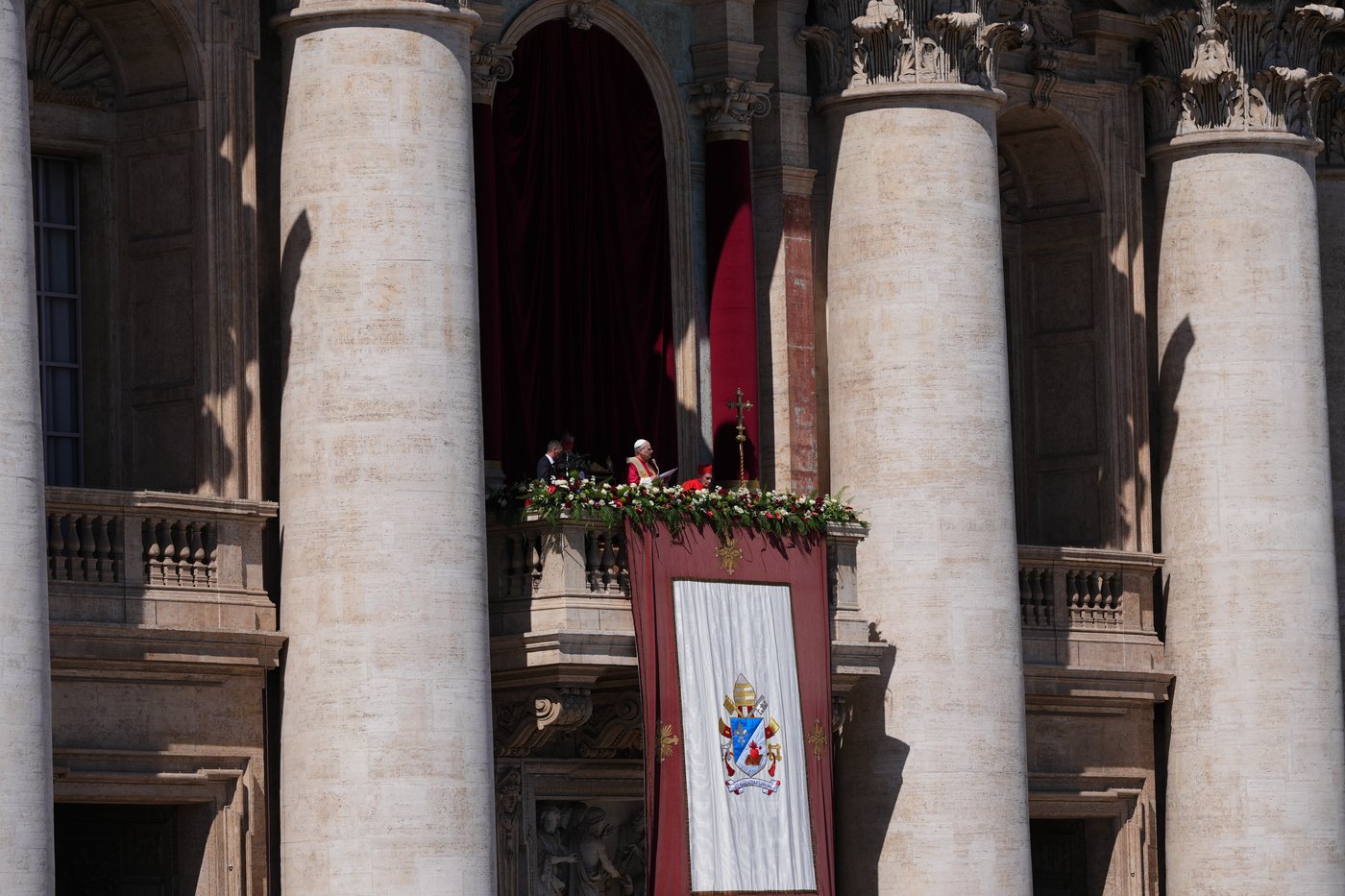 Pope Leo urges peace in first Easter Mass as Christians celebrate in Jerusalem, Gaza and Tehran | iNFOnews.ca